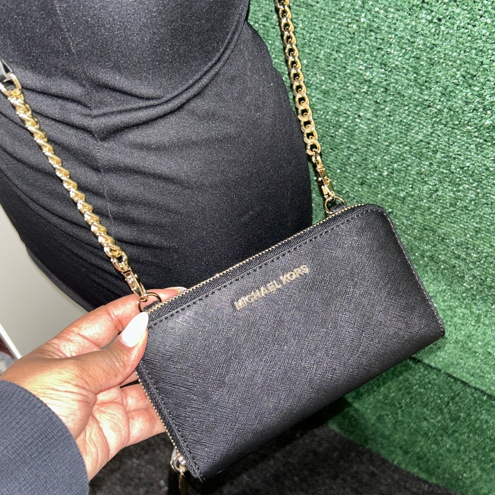 Michael Kors Tina Clutch Wallet Crossbody - Picture 13 of 16